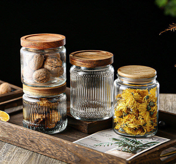 700ml Modern Clear Glass Jars with Free Design Assistance Silk Screen Logo Carton Packing